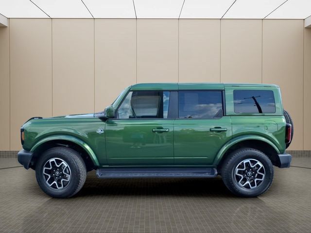 Used 2025 Ford Bronco Outer Banks AWD/4WD image 14