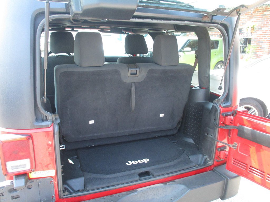 Used 2012 Jeep Wrangler Sport w/ Connectivity Group AWD/4WD image 5