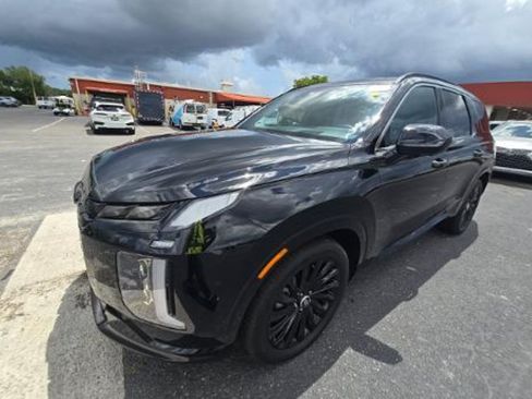 Used 2025 Hyundai Palisade Calligraphy AWD/4WD image 2