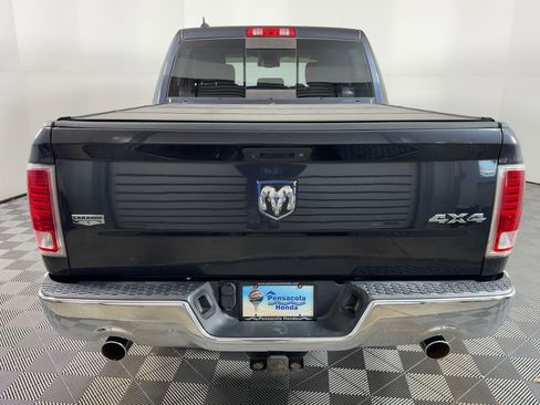 Used 2013 RAM 1500 Laramie w/ Convenience Group image 8
