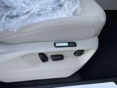 New 2026 Volkswagen Atlas SEL Premium R-Line image 24