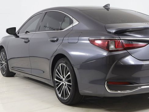 Used 2023 Lexus ES 300h w/ Premium Package image 24