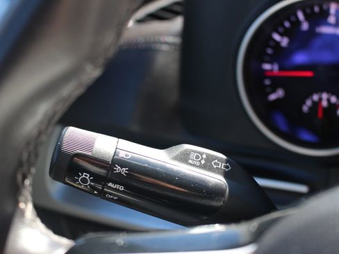 Certified 2024 Kia Carnival LX image 25