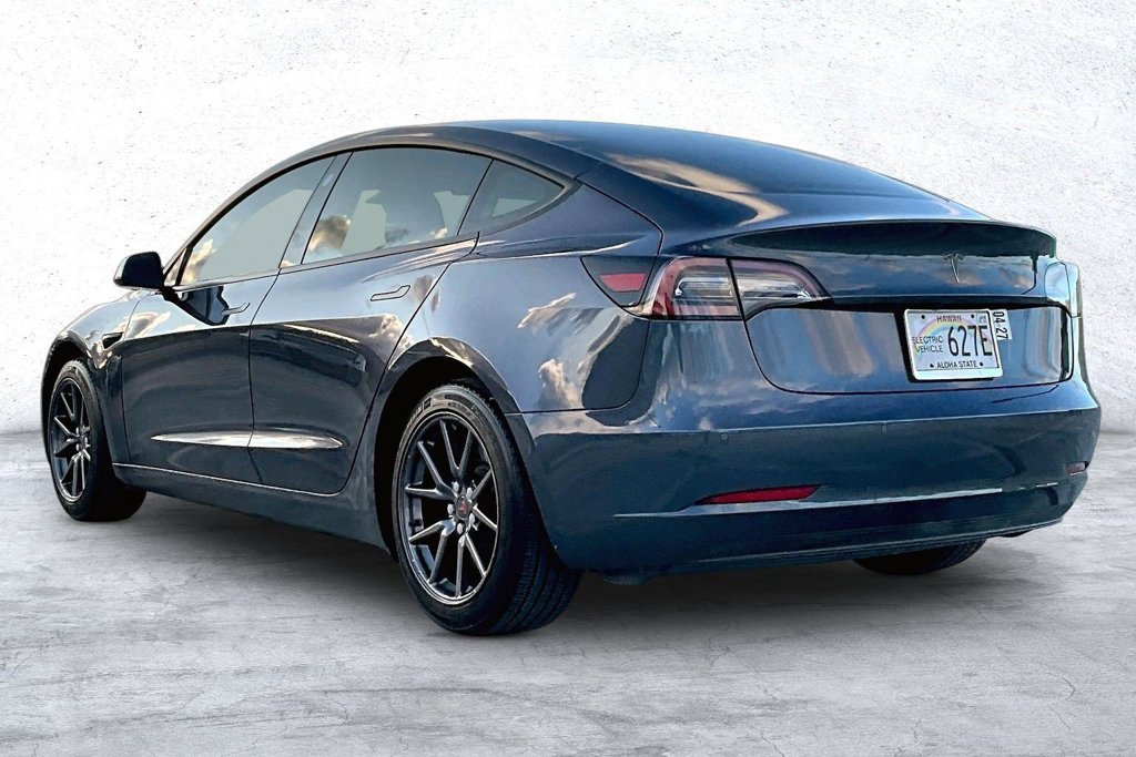 Used 2019 Tesla Model 3 Mid Range RWD image 12