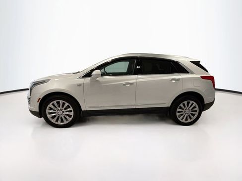 Used 2018 Cadillac XT5 Platinum w/ Driver Assist Package image 4
