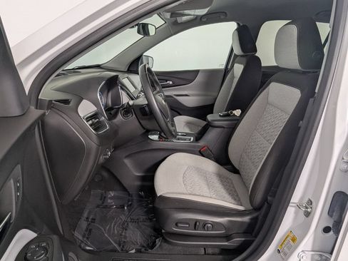 Used 2024 Chevrolet Equinox LT FWD image 11