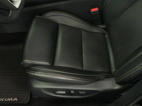 Used 2018 Nissan Maxima 3.5 SL image 41