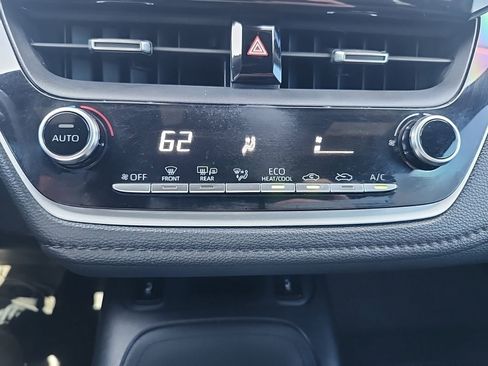 Used 2020 Toyota Corolla XSE FWD image 15
