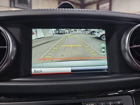 Used 2016 Mercedes-Benz SL 63 AMG image 22