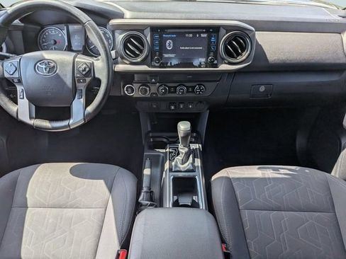 Used 2019 Toyota Tacoma TRD Sport AWD/4WD image 22
