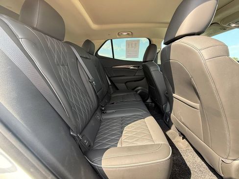 Used 2023 Buick Envision Avenir FWD image 35
