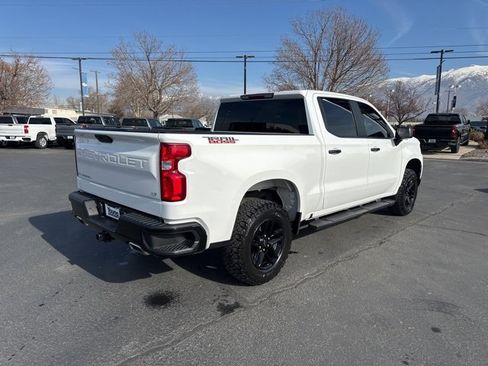 Used 2020 Chevrolet Silverado 1500 LT Trail Boss image 7