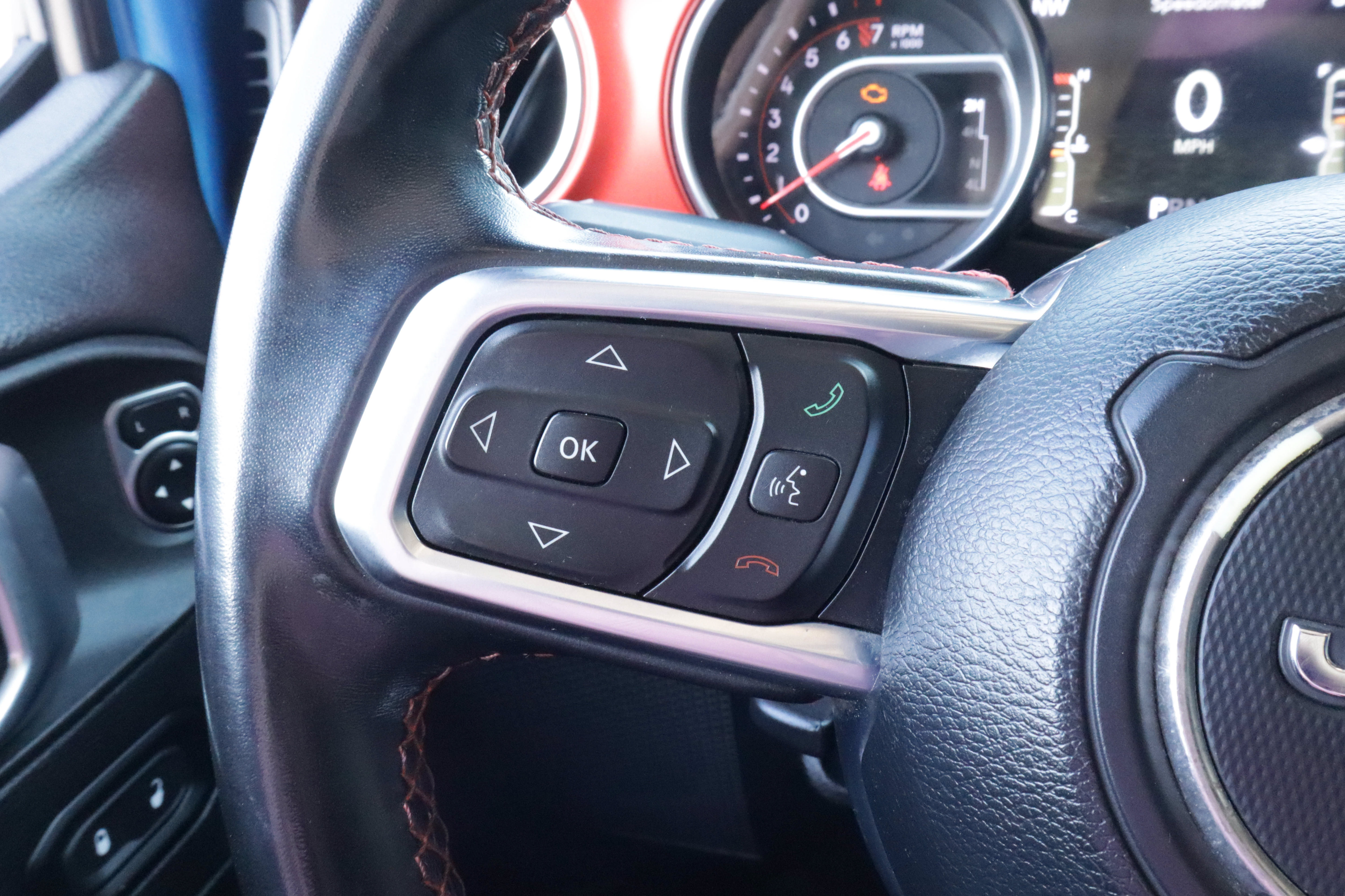Used 2020 Jeep Gladiator Rubicon AWD/4WD image 30