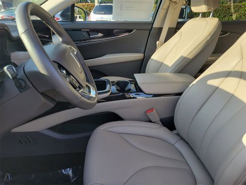 Certified 2022 Lincoln Nautilus Standard image 22