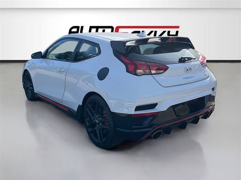 Used 2020 Hyundai Veloster N w/ Performance Package image 5