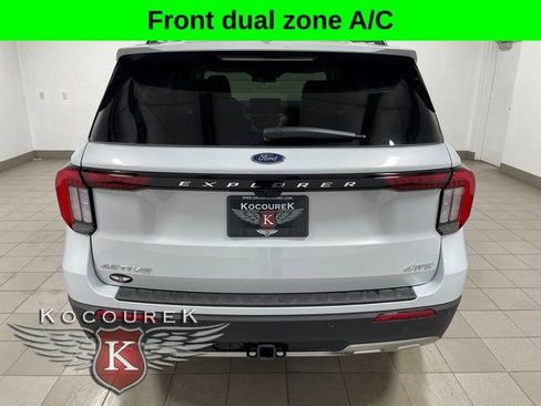 New 2026 Ford Explorer Active w/ Active Comfort Package AWD/4WD image 5