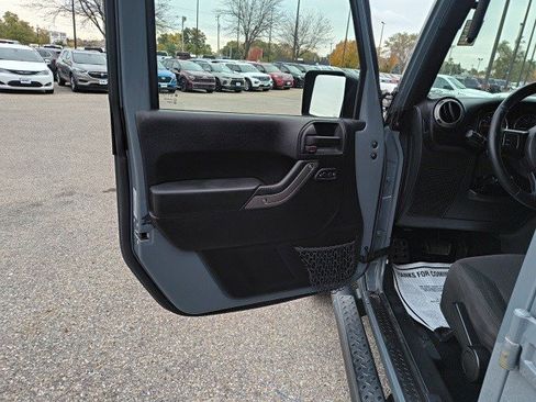 Used 2015 Jeep Wrangler Unlimited Sport w/ Quick Order Package 24S image 10