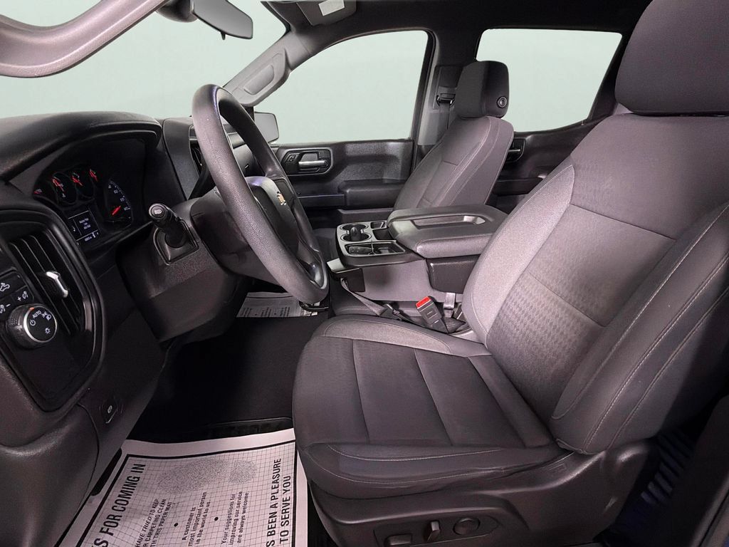 Certified 2024 Chevrolet Silverado 1500 Custom RWD image 17