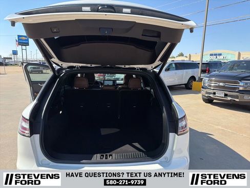 Used 2021 Lincoln Nautilus Reserve image 34