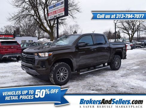 Used 2023 Chevrolet Colorado LT w/ LT Convenience Package II image 1