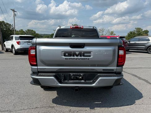 Used 2023 GMC Canyon Elevation w/ Elevation Premium Package RWD image 5