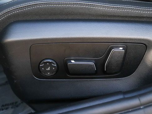 Used 2025 BMW i5 M60 w/ Executive Package image 19