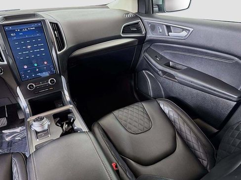 Used 2024 Ford Edge Titanium AWD/4WD image 28