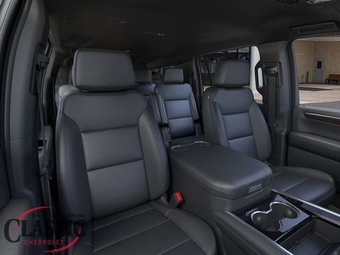 New 2026 Chevrolet Suburban LT RWD image 18