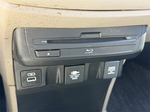 Used 2023 Honda Odyssey Touring image 22