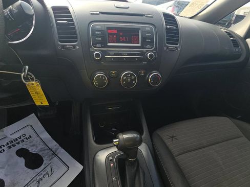 Used 2015 Kia Forte LX w/ Popular Package image 11