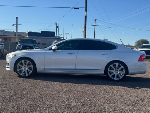 Used 2018 Volvo S90 T6 Inscription w/ Convenience Package image 3