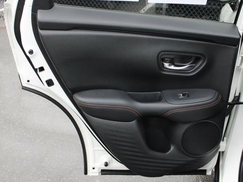 Used 2023 Honda HR-V Sport image 13