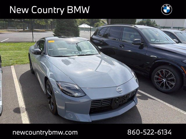 Used 2023 Nissan Z w/ Floor Mat Package (L93) RWD image 1