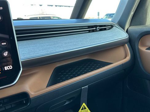 New 2025 Volkswagen ID. Buzz Pro S image 67