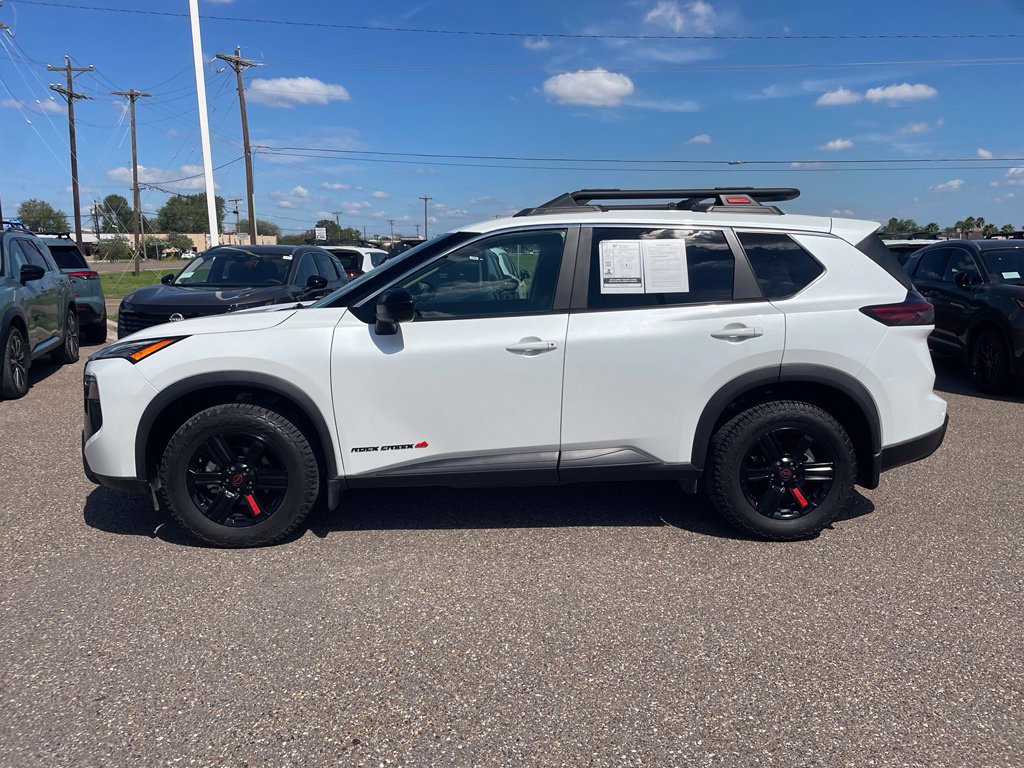 Certified 2025 Nissan Rogue SV AWD/4WD image 5