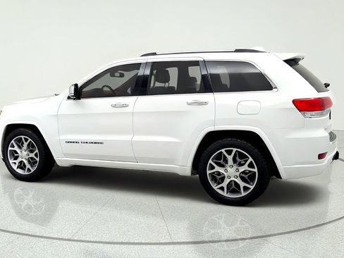 Used 2021 Jeep Grand Cherokee Overland AWD/4WD image 3