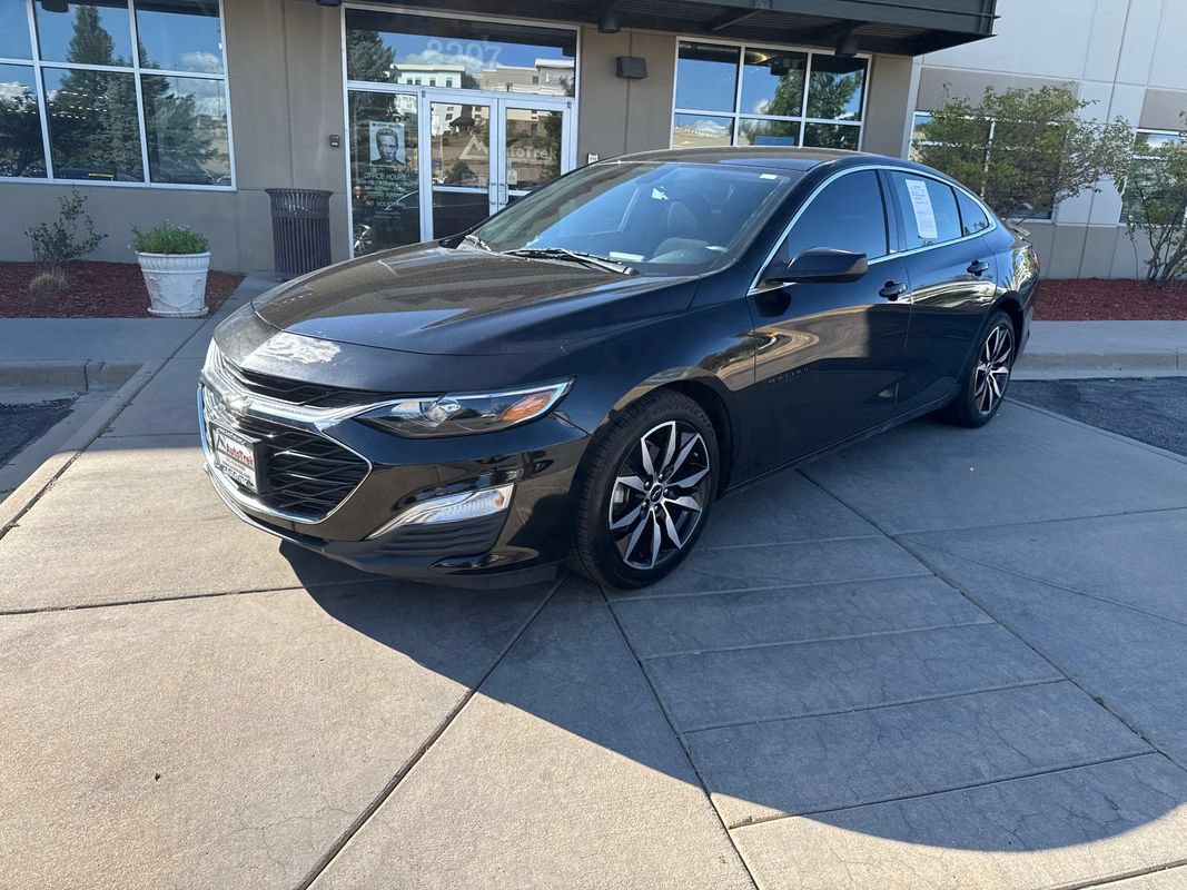 Used 2021 Chevrolet Malibu RS FWD image 2
