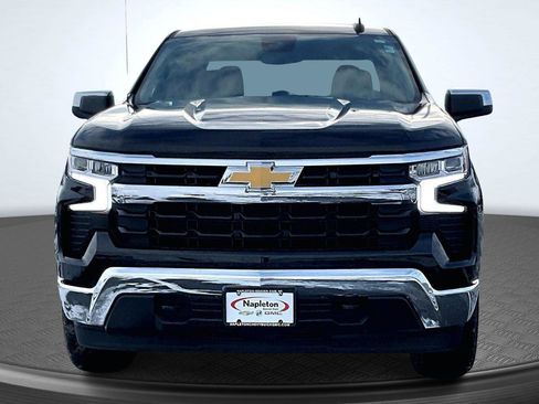 Used 2024 Chevrolet Silverado 1500 LT image 3