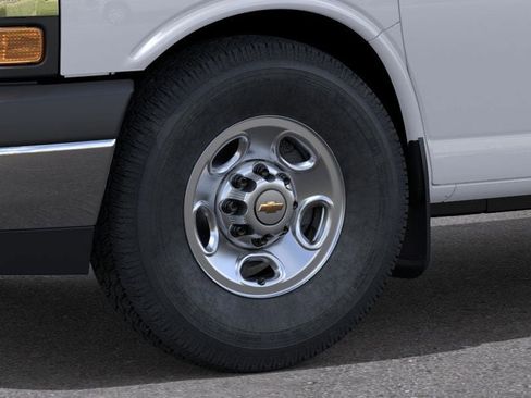 New 2025 Chevrolet Express 2500 w/ Enhanced Convenience Package image 25