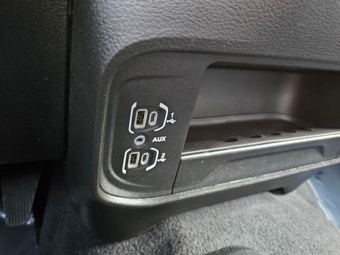 Used 2024 RAM 3500 SLT w/ Quick Order Package 2YG SLT image 26