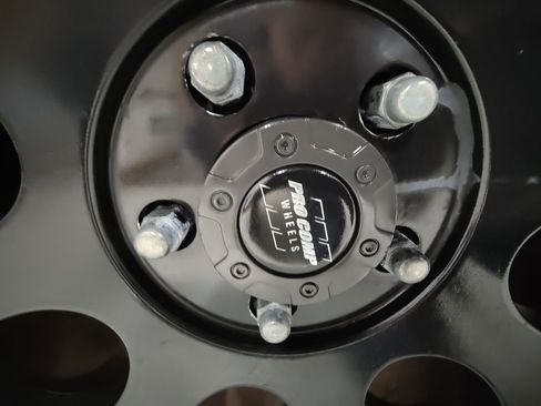 Used 2018 Jeep Wrangler Unlimited Sport S image 40