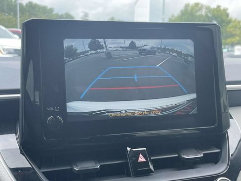 Used 2025 Toyota Corolla LE FWD image 28