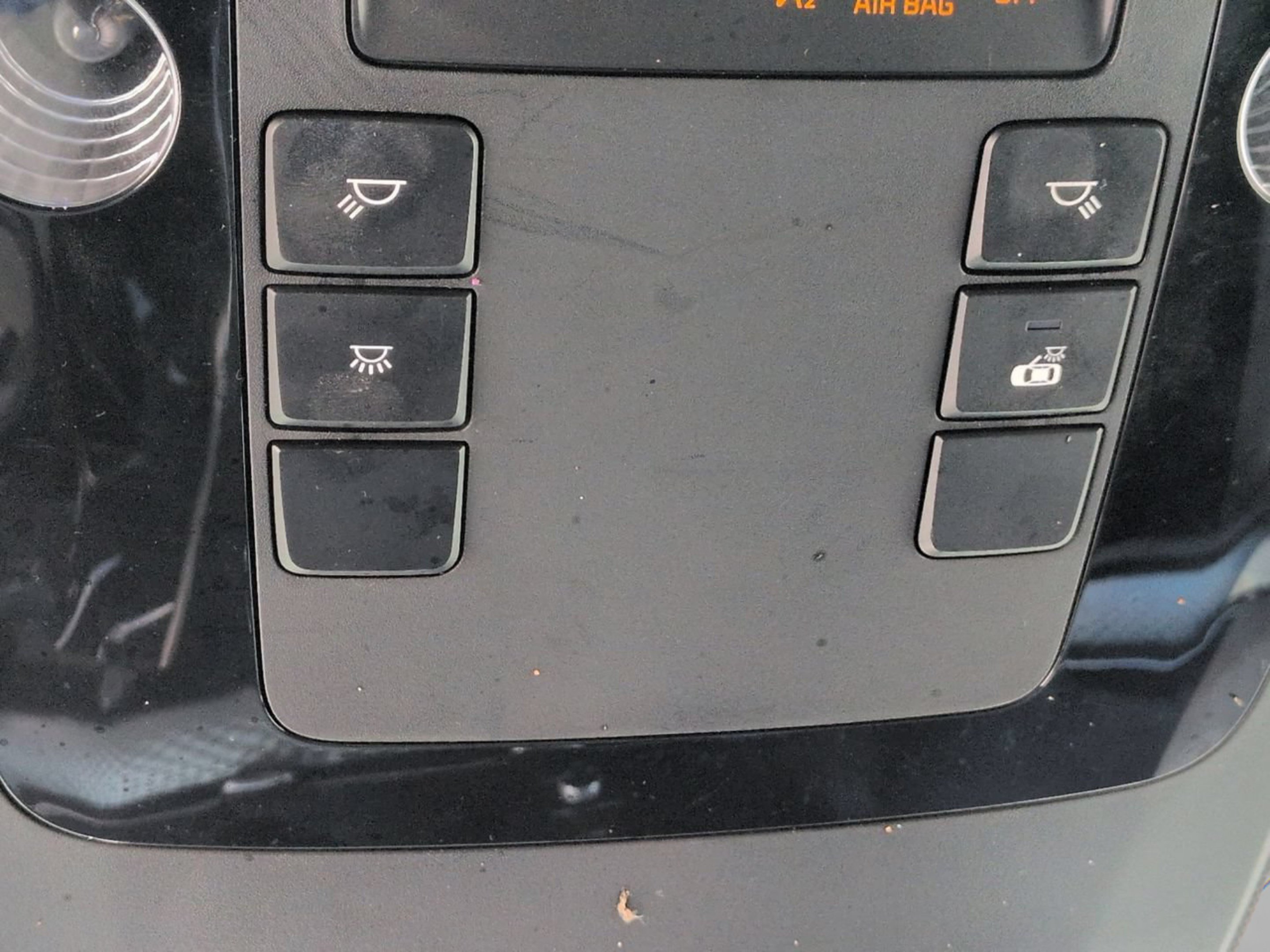 Used 2023 Kia Carnival LX FWD image 25