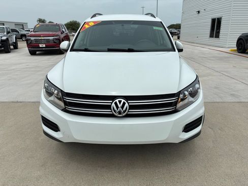 Used 2018 Volkswagen Tiguan Limited w/ Premium Package FWD image 8