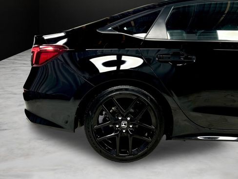 Used 2025 Honda Civic Sport image 35