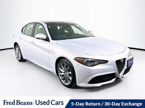 Used 2023 Alfa Romeo Giulia Ti AWD/4WD image 1