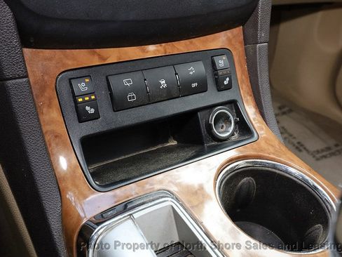 Used 2011 Buick Enclave CXL image 44