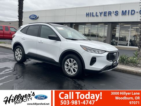Certified 2025 Ford Escape Active w/ Active Premium Tech Pack AWD/4WD image 1