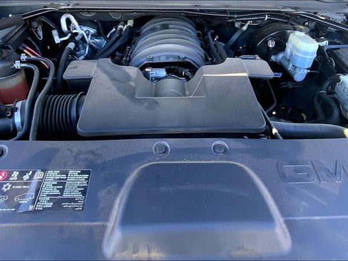 Used 2020 GMC Yukon Denali w/ Denali Ultimate Package image 30