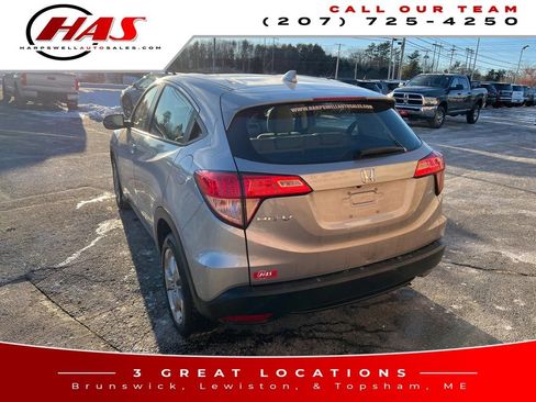 Used 2018 Honda HR-V LX image 3